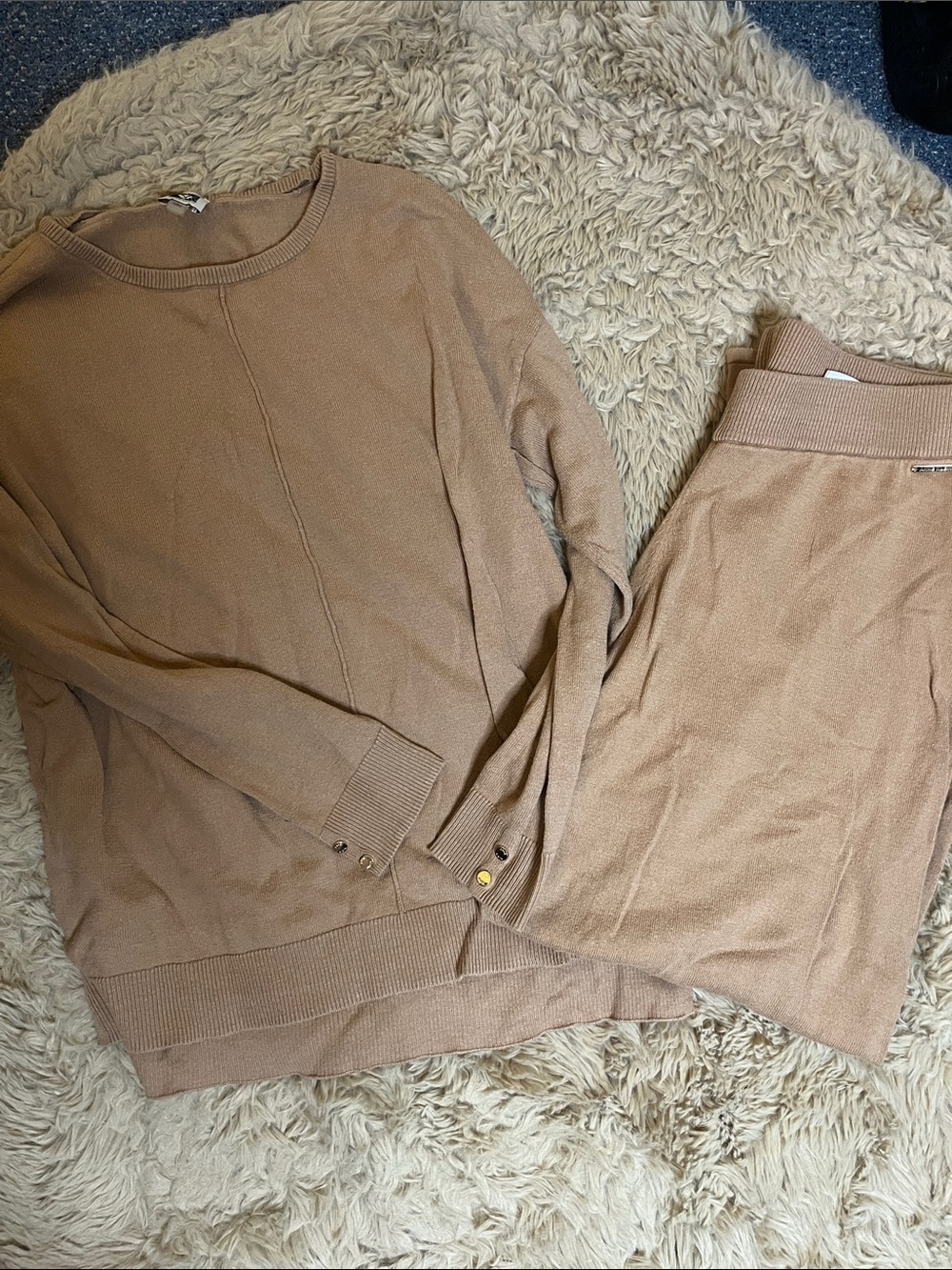 Anne Klein Beige Taupe Knit Lounge Set